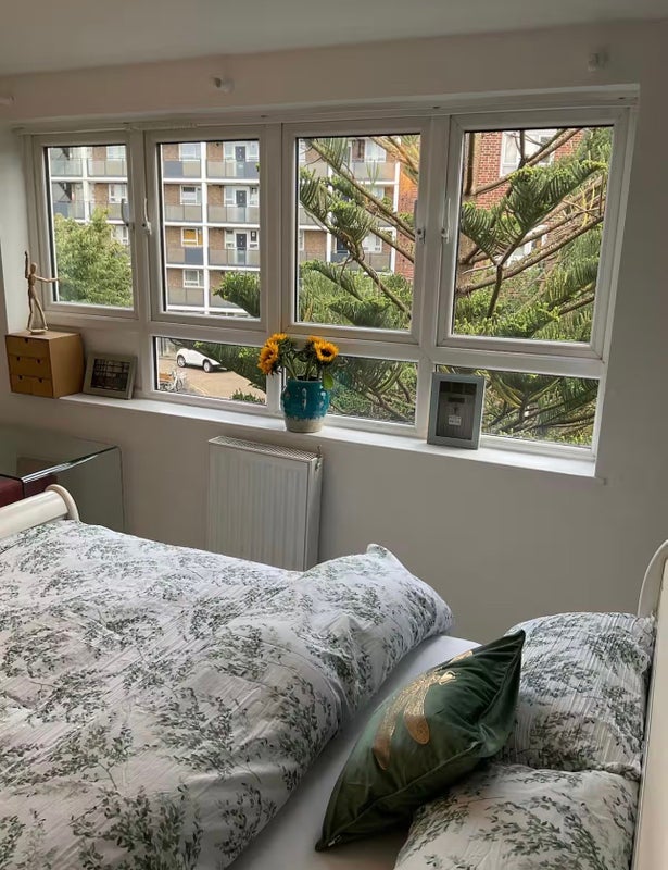 Room Star Road in Greater London