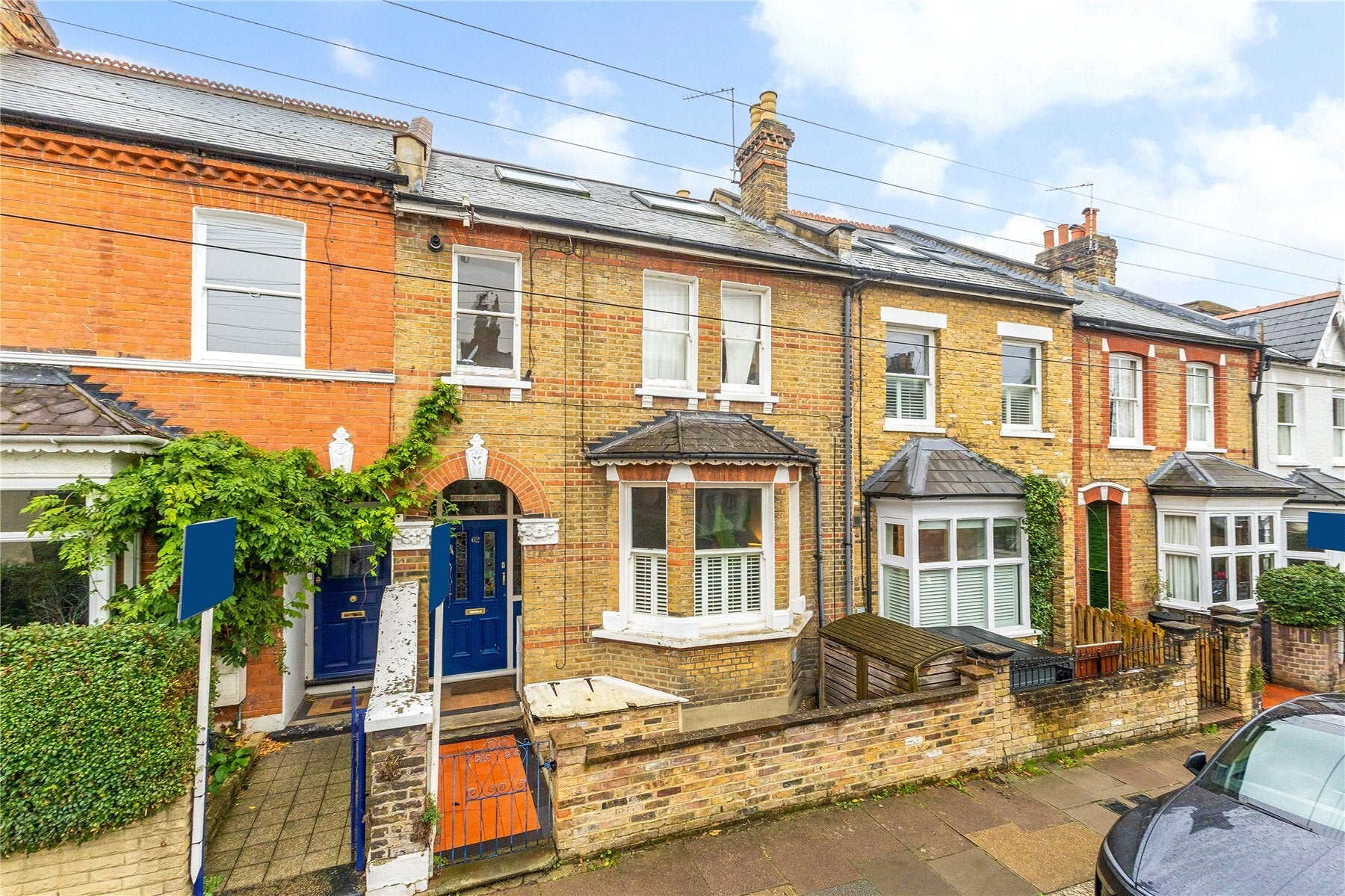 Flat Northcote Road in Greater London