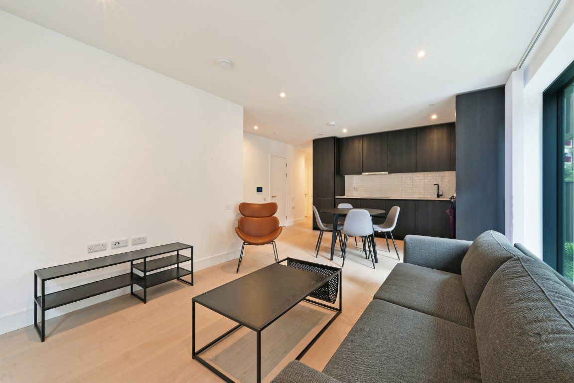 Flat Heygate Street in Greater London