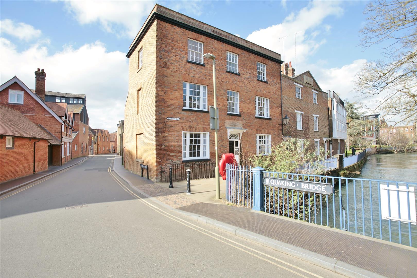 Flat Hamel Walk in Oxford