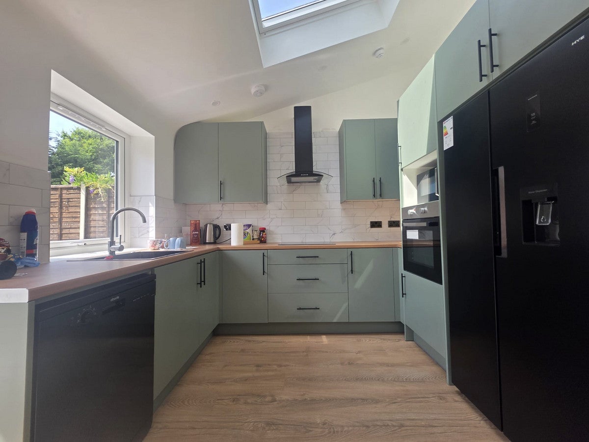 House Avenue Gardens in Reigate and Banstead