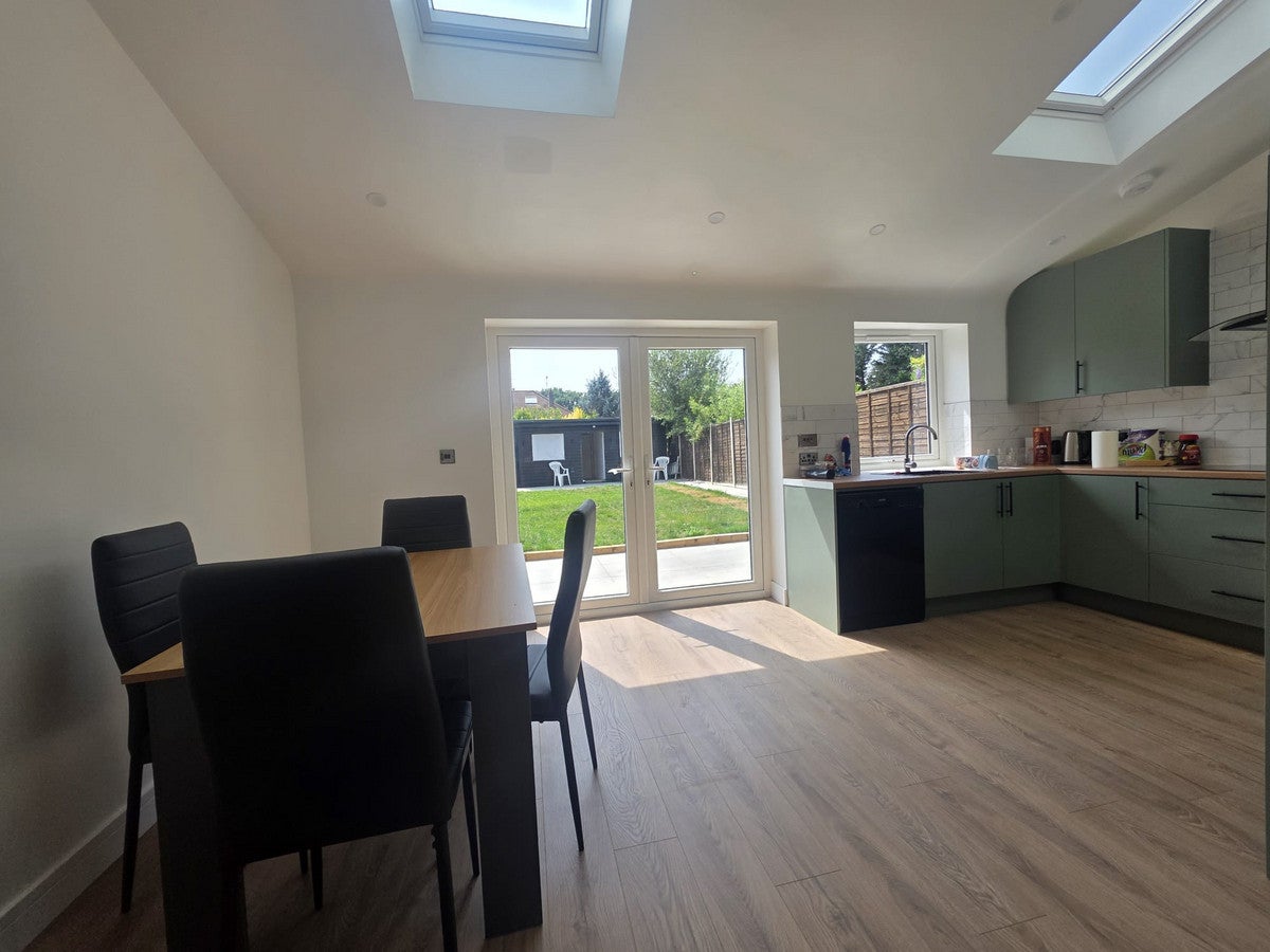 House Avenue Gardens in Reigate and Banstead