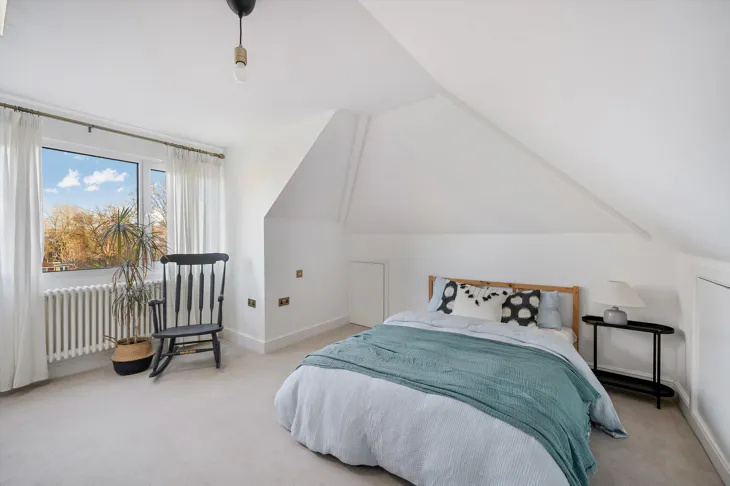 House Hartham Close in Greater London