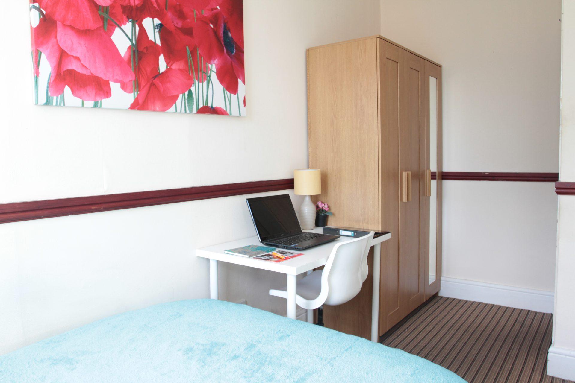 Flat Aylestone Road in Leicester