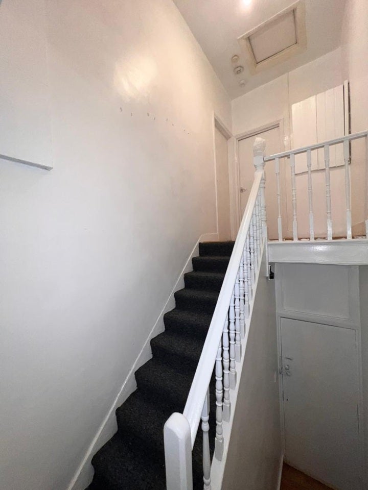 Room Dawson's Hill Footpath (Dunstan's Road to Ladlands) in Greater London