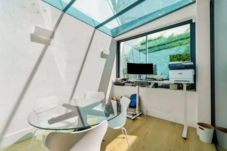 Flat Ennismore Gardens in City of Westminster