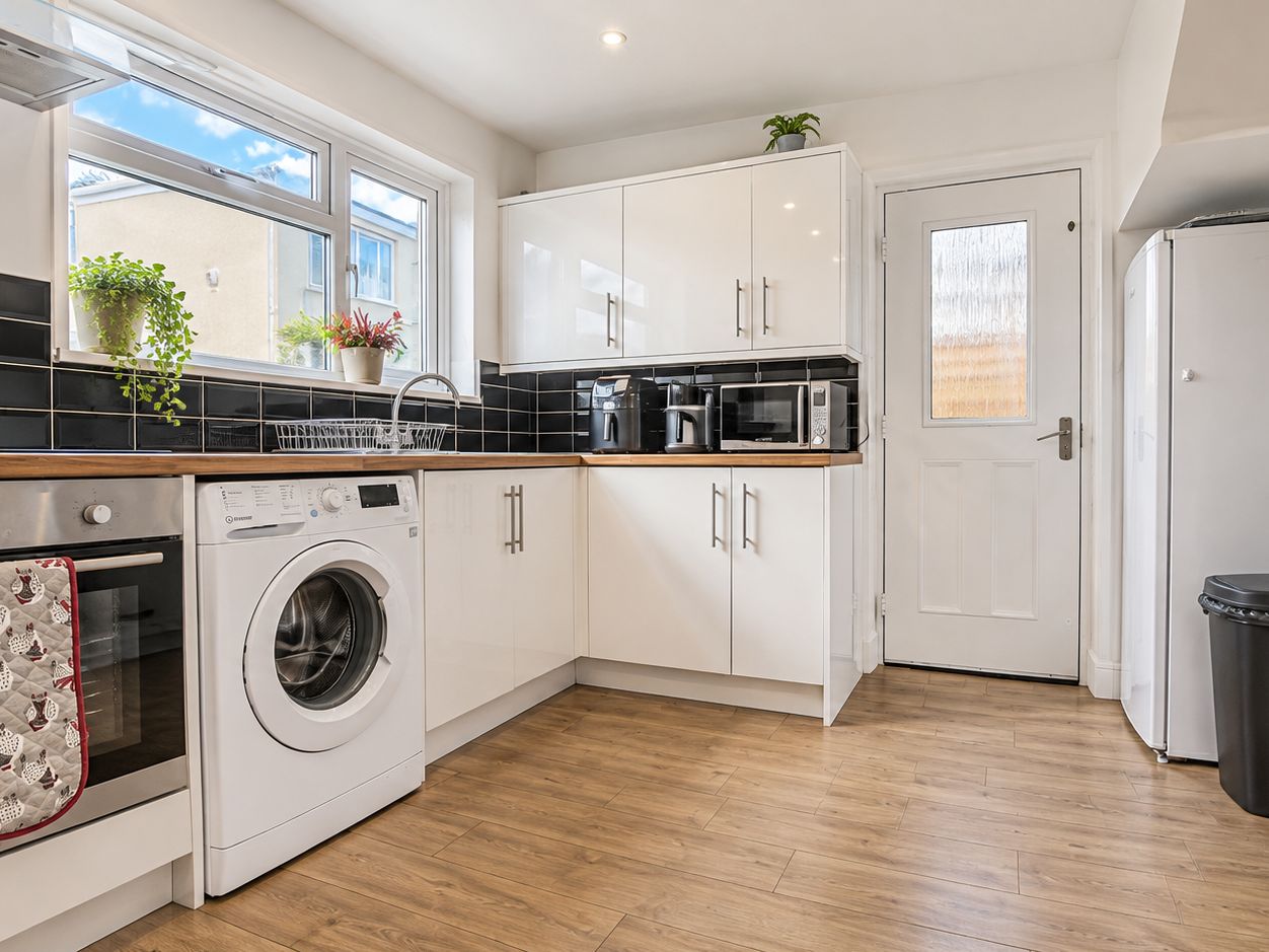 House Landseer Avenue in Bristol