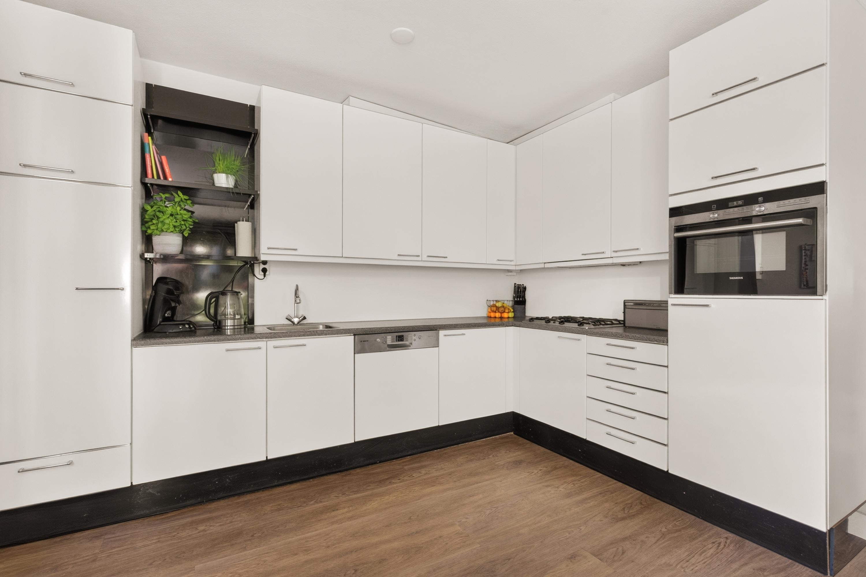 Tussenwoning te koop: Holtmeulen 8, Eindhoven