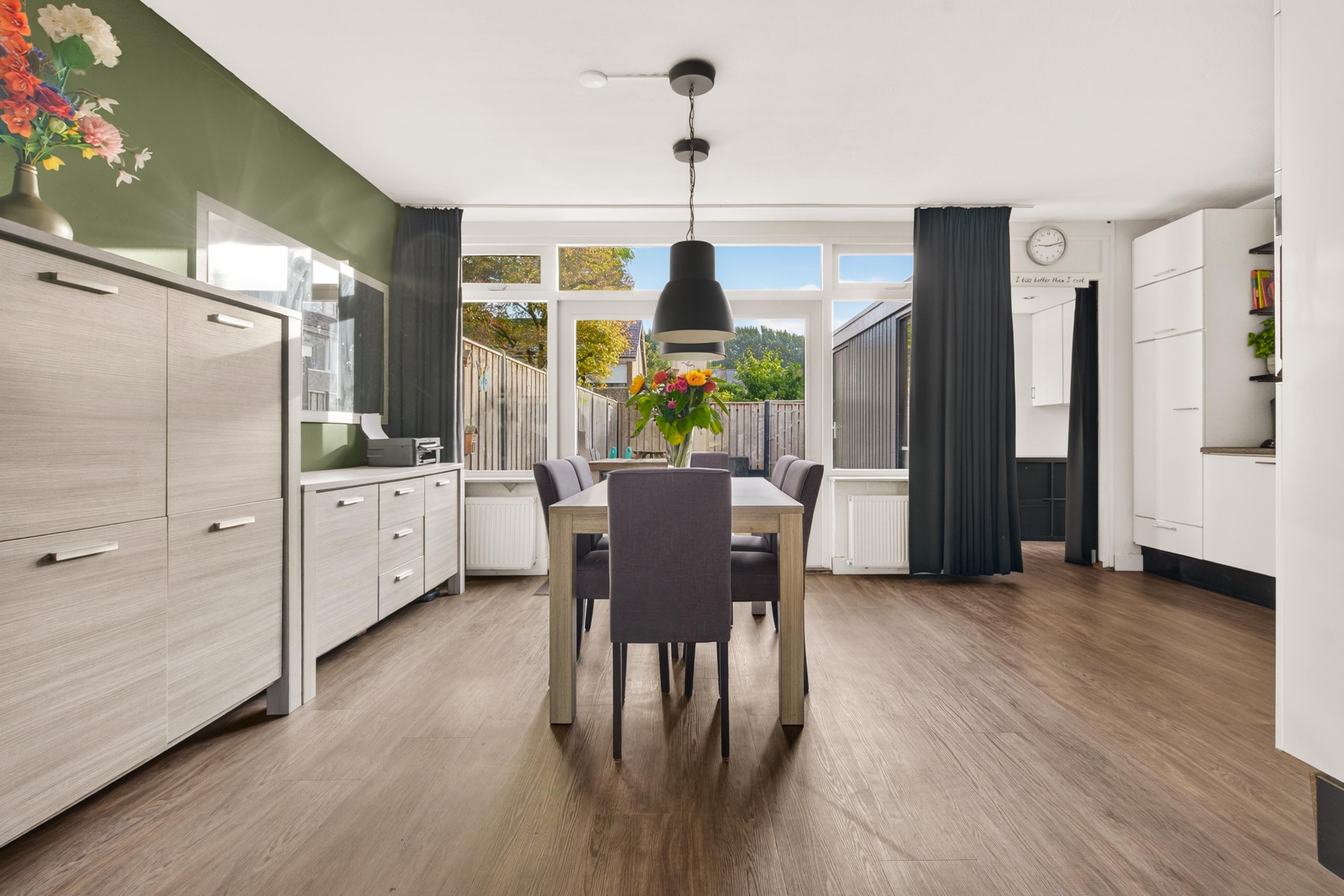 Tussenwoning te koop: Holtmeulen 8, Eindhoven