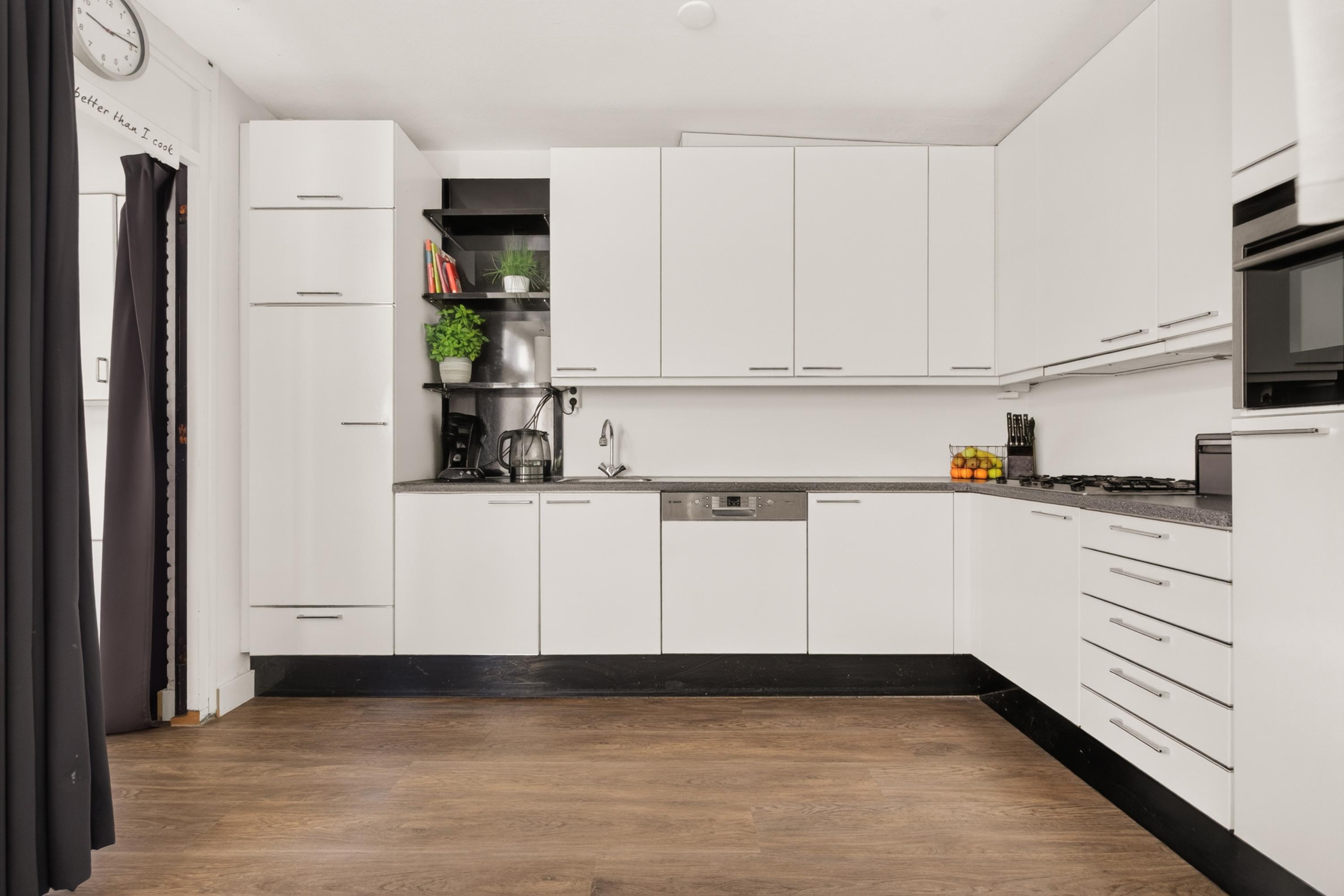 Tussenwoning te koop: Holtmeulen 8, Eindhoven