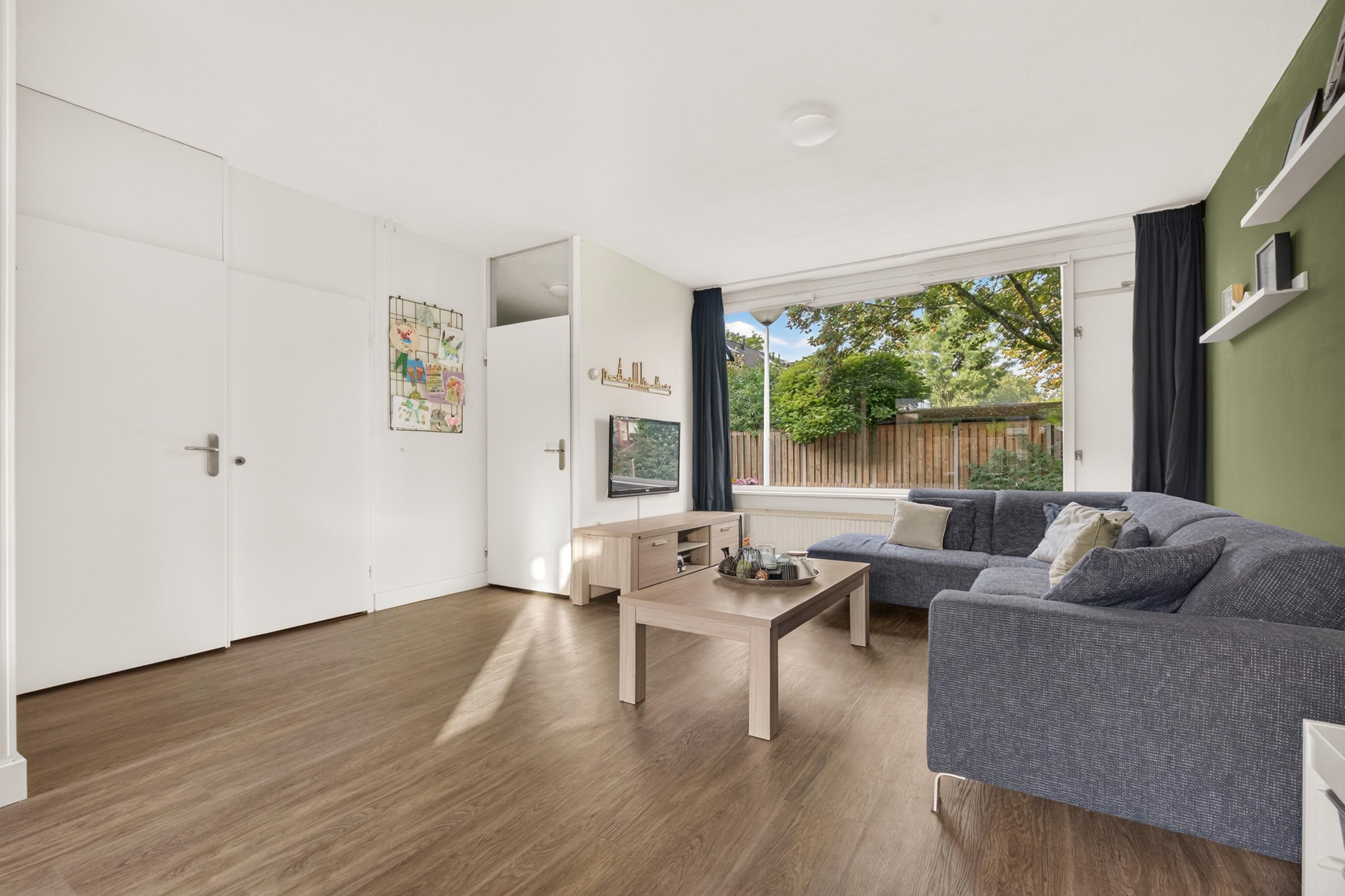 Tussenwoning te koop: Holtmeulen 8, Eindhoven