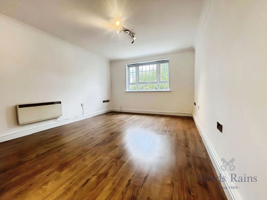 Flat Sagars Road in Handforth