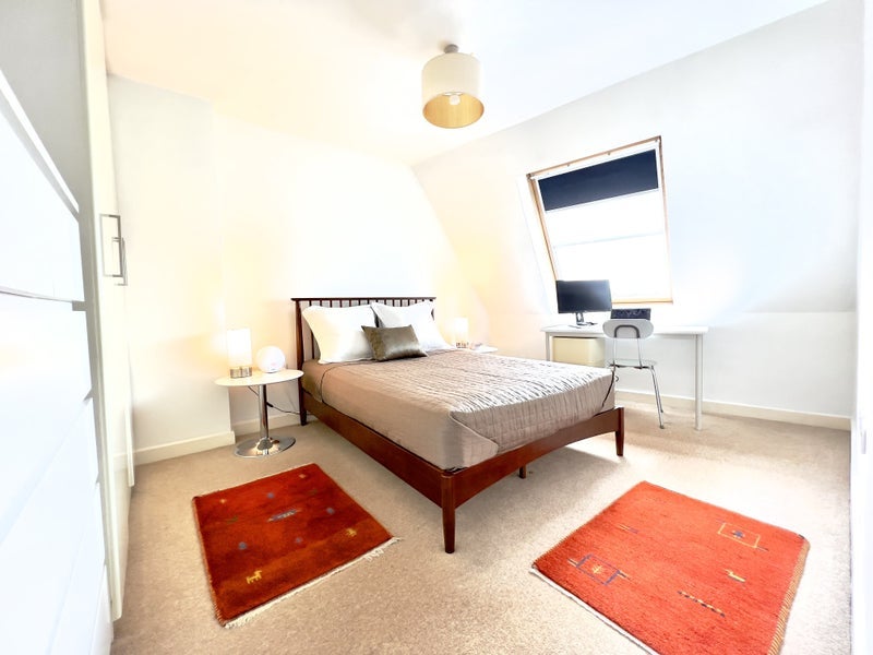 Flat Bradley Close in Greater London