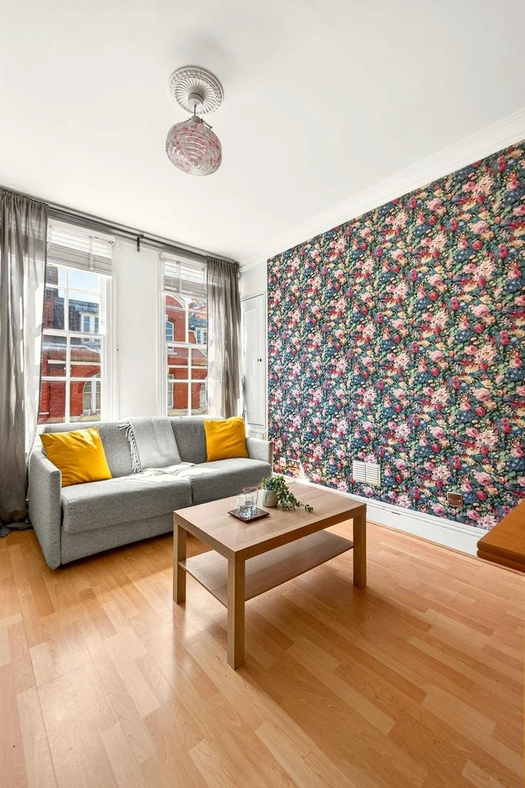 Flat Hanson Street in City of Westminster