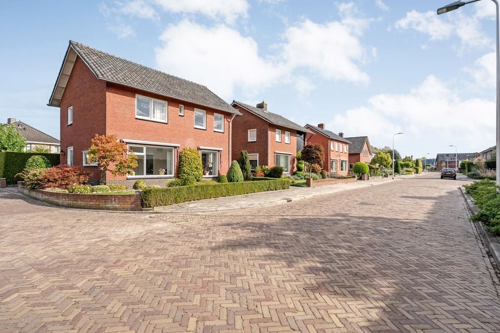 Vrijstaande woning te koop: Boskampstraat 1, Tubbergen
