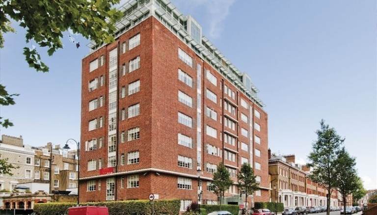 Flat Old Brompton Road in Greater London