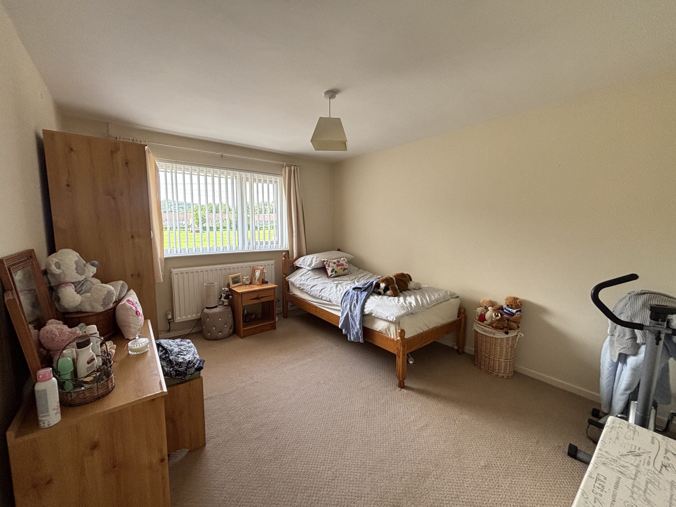 Flat Fairfield Lane in Pontypridd