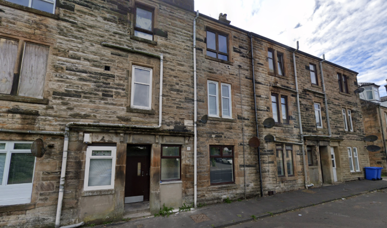 Flat Milton Road in Kilbirnie