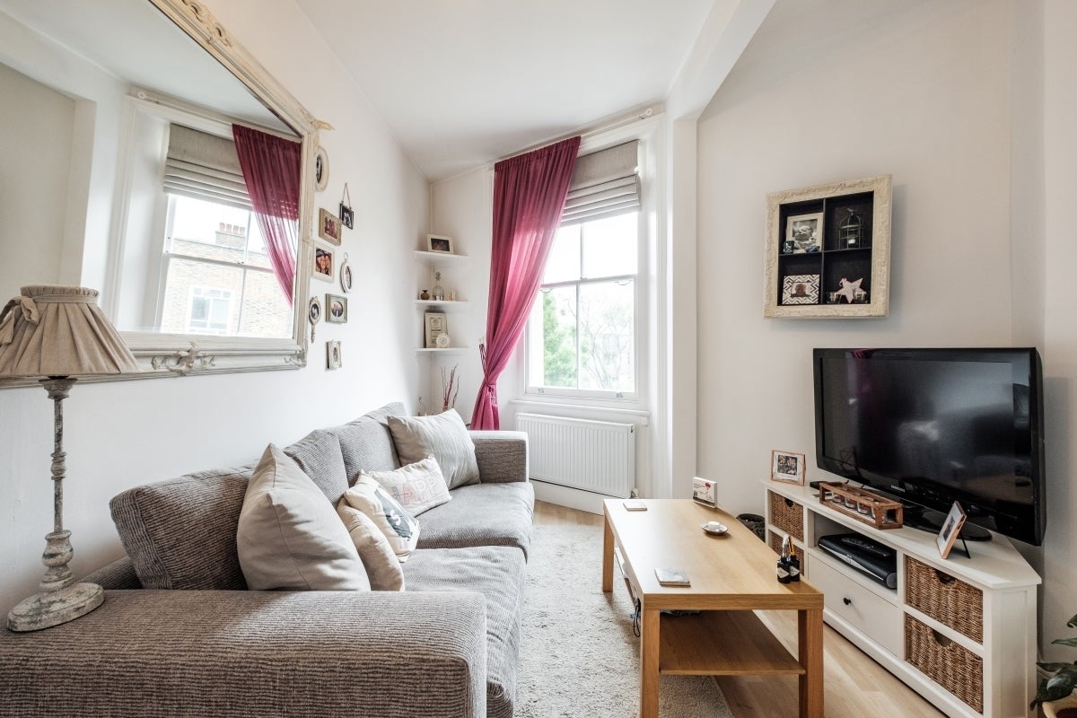 Flat King Henry's Walk in Greater London