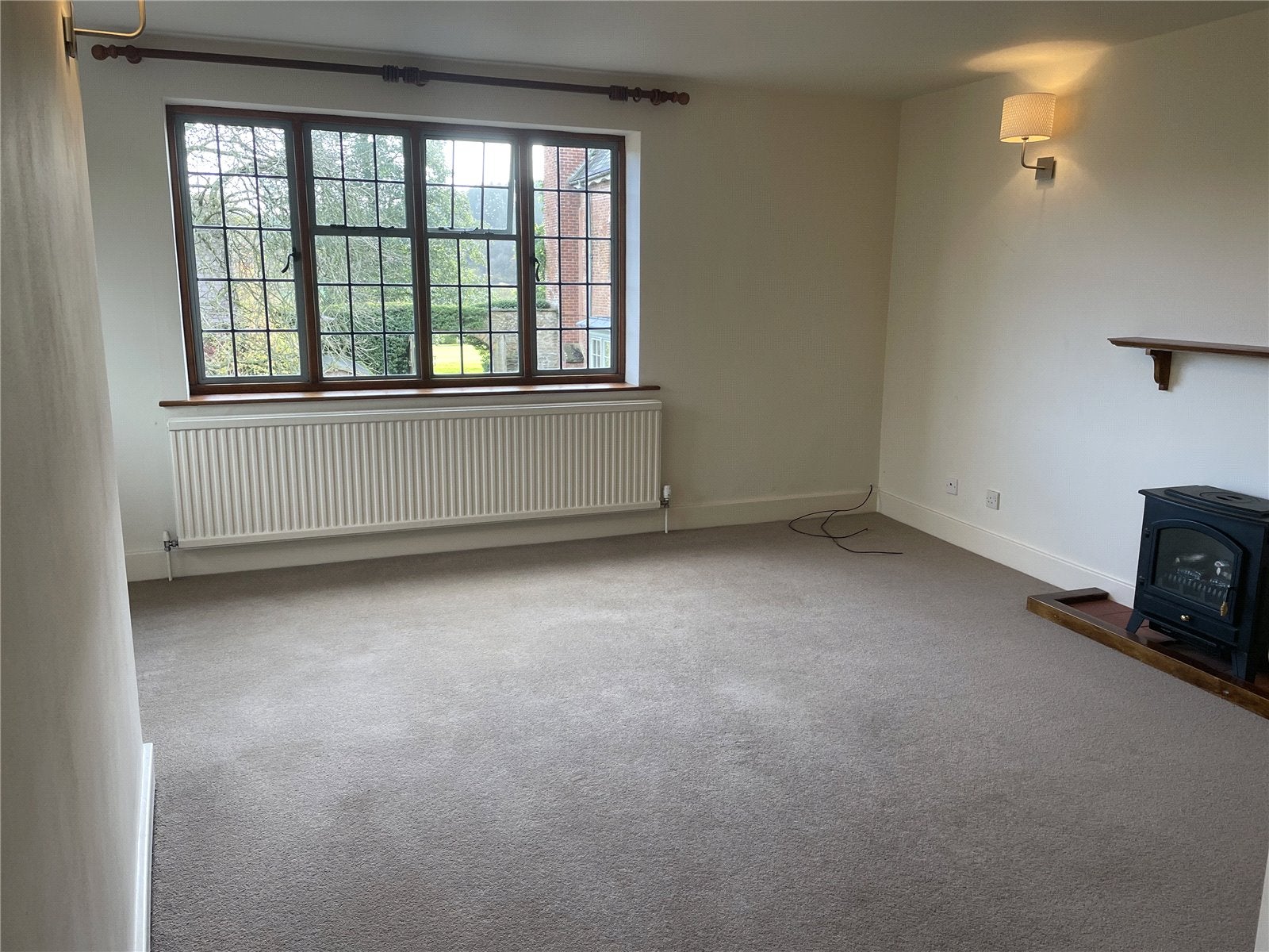 Flat B4368 in Clunton