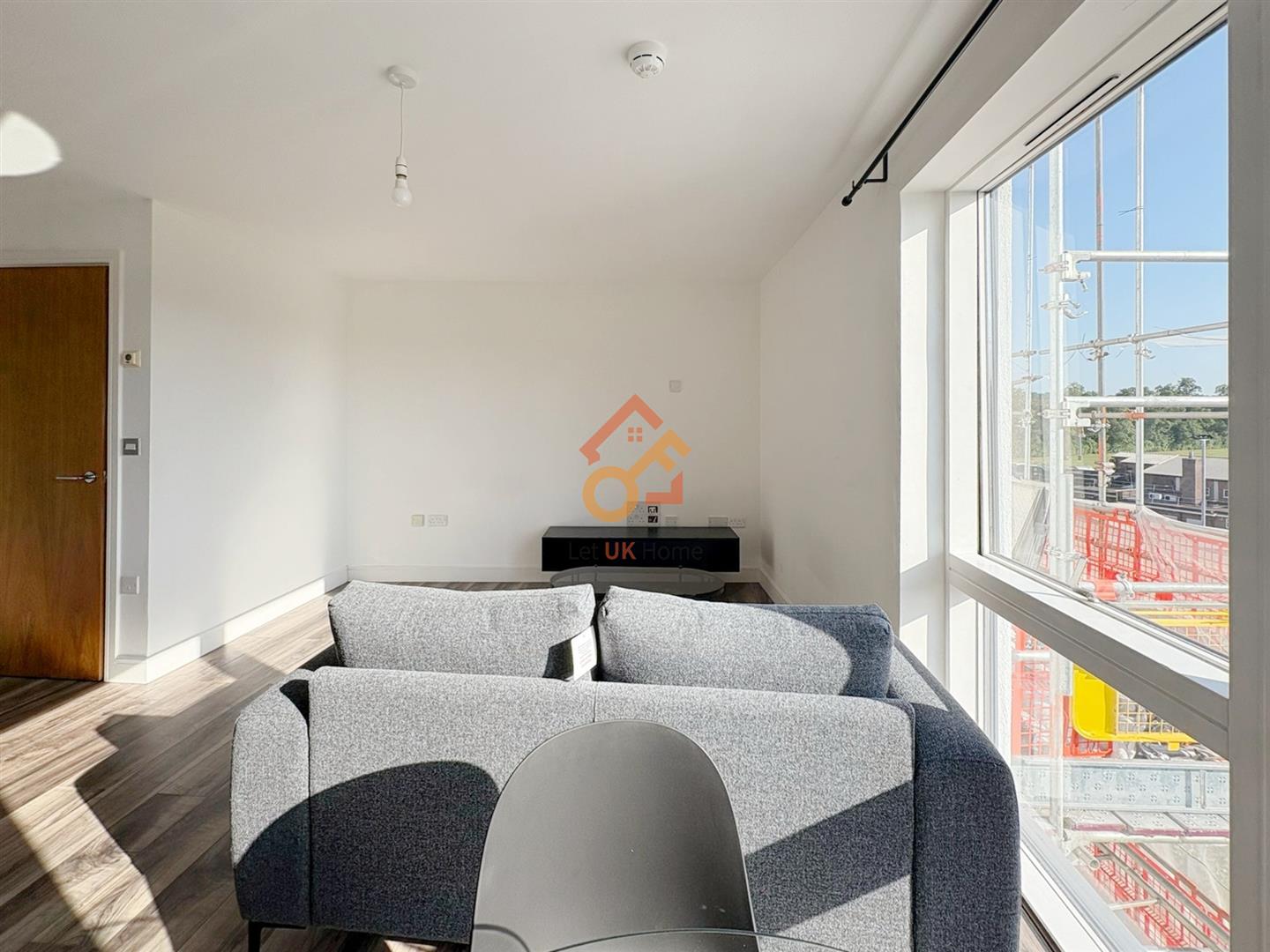 Flat Edgbaston Crescent in Birmingham