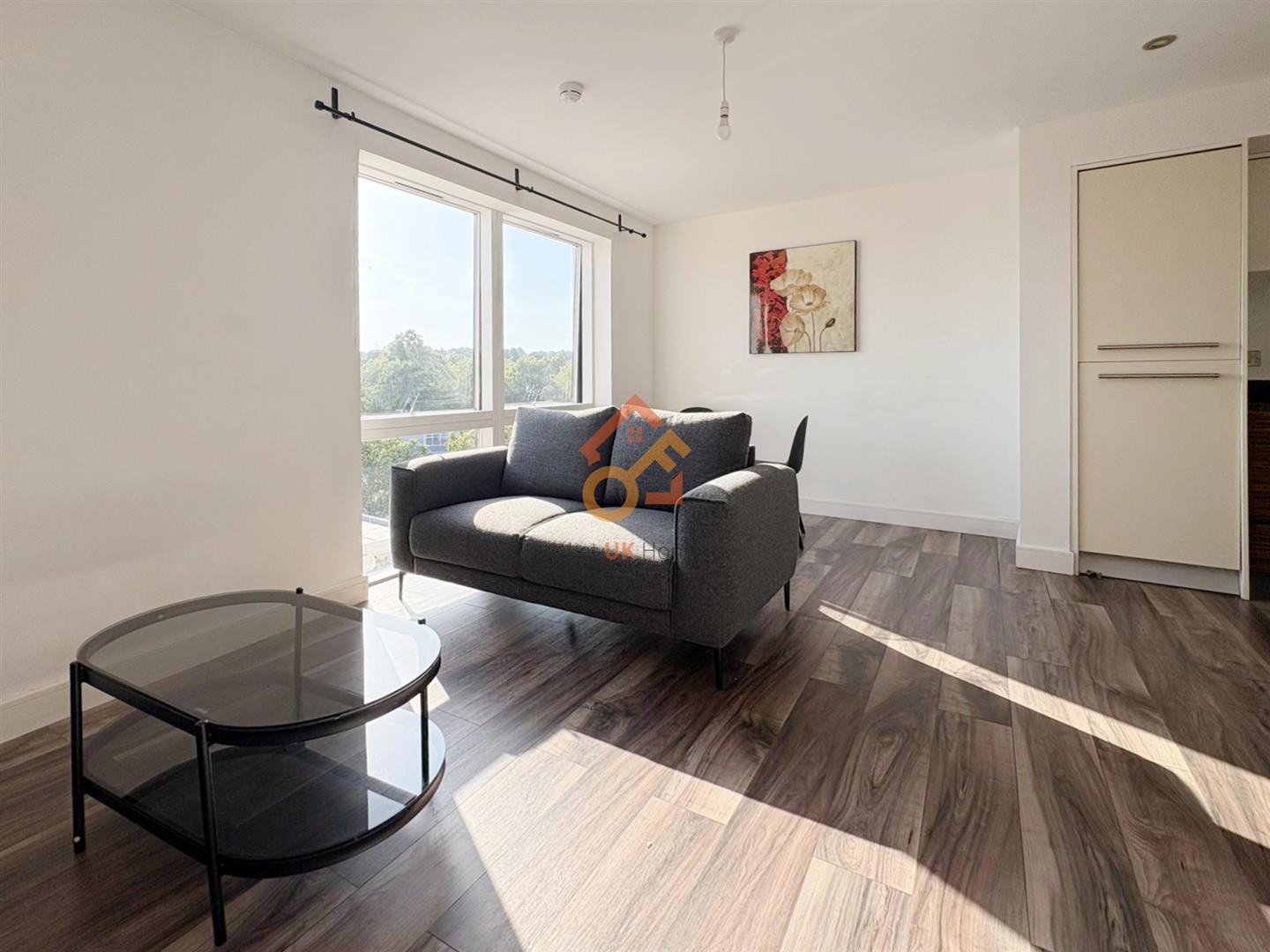 Flat Edgbaston Crescent in Birmingham