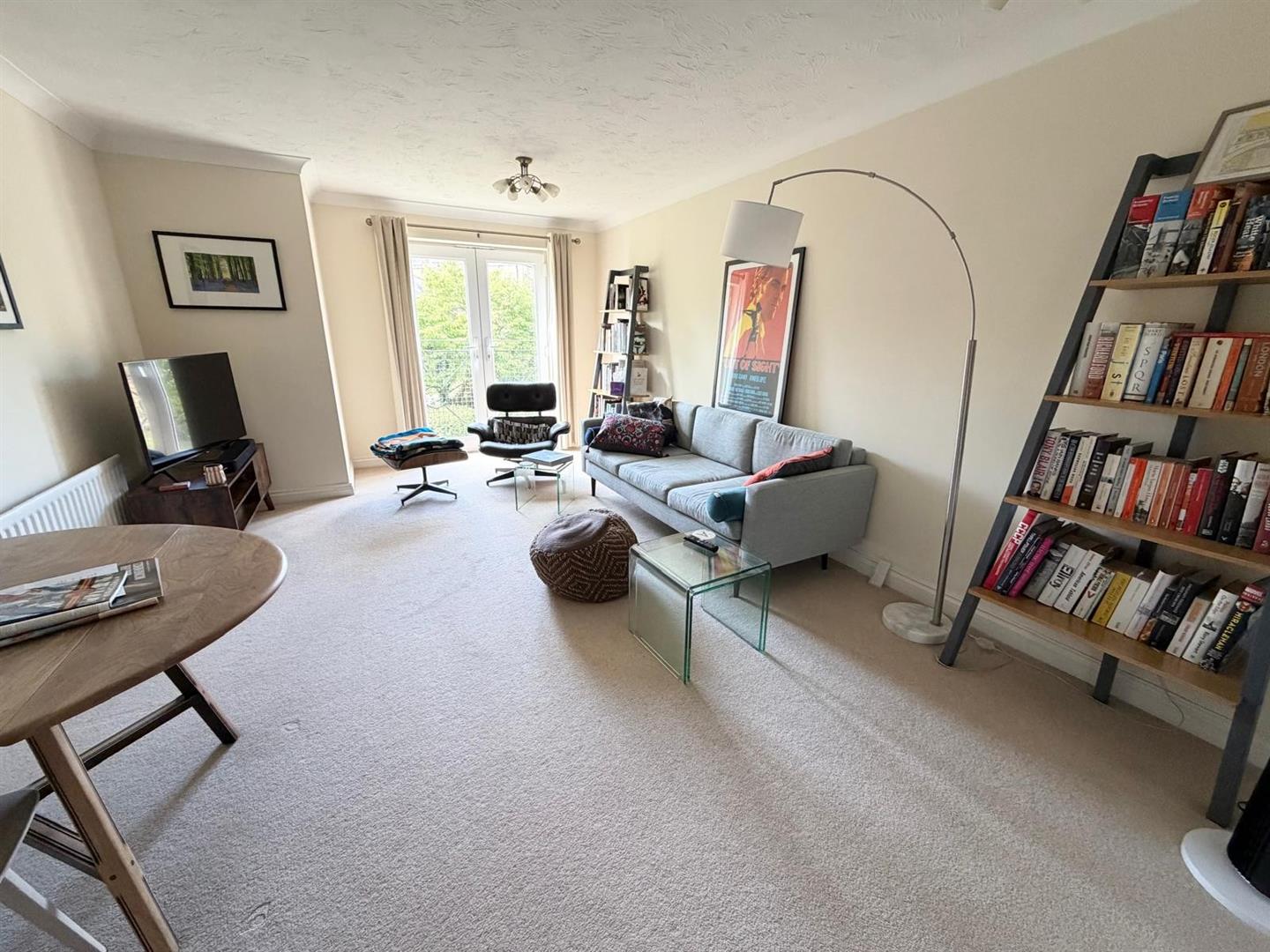 Flat Lower Kings Road in Dacorum