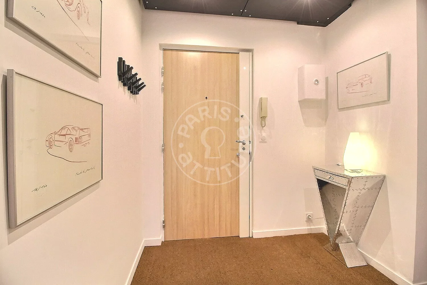 Appartement Place de l'Escadrille Normandie-Niemen à Paris
