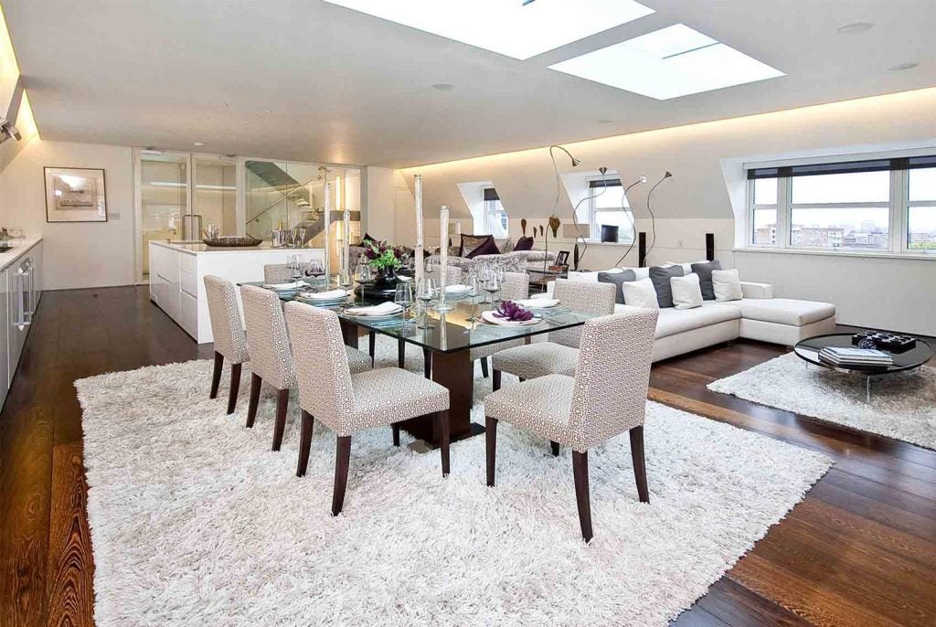 Flat Boydell Court in Greater London