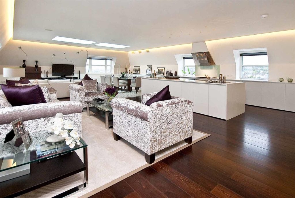 Flat Boydell Court in Greater London