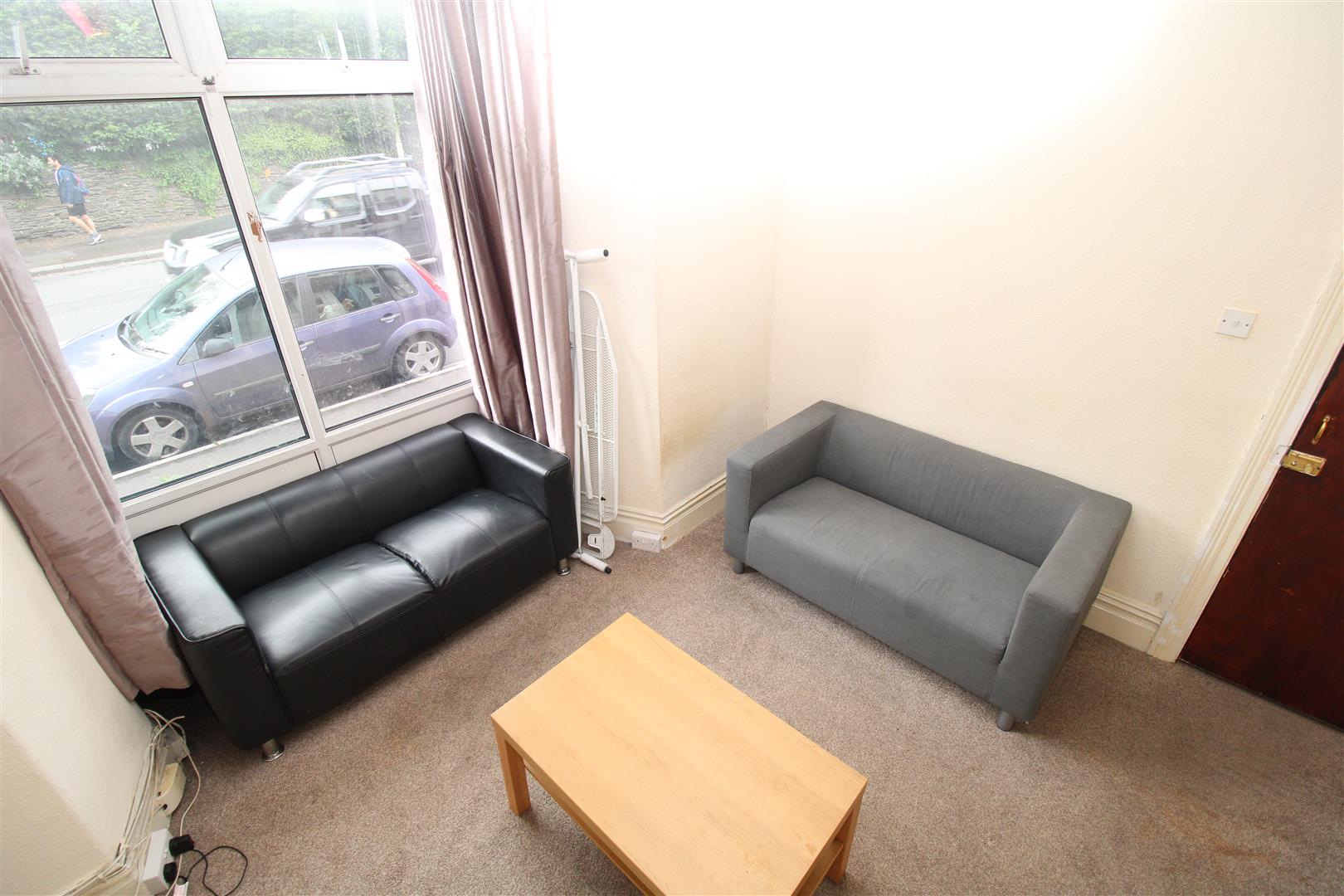 House A4058 in Pontypridd