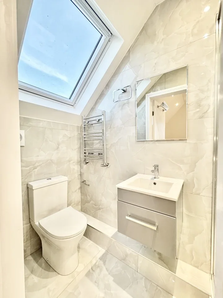 Flat Harrow View in Greater London