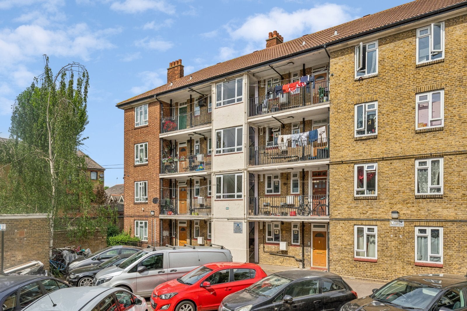 Flat Harbord Street in Greater London