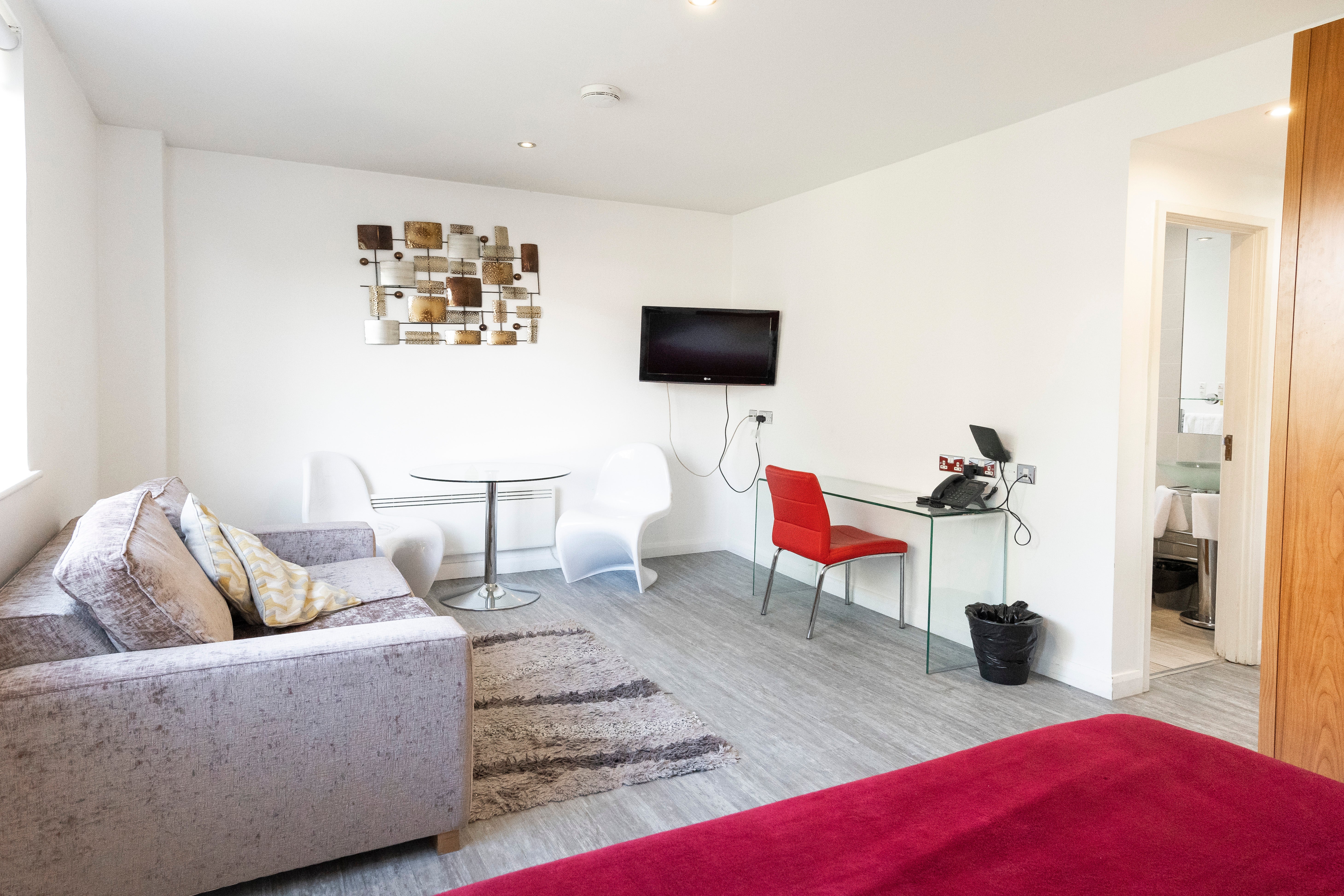 Flat Old Brompton Road in Greater London