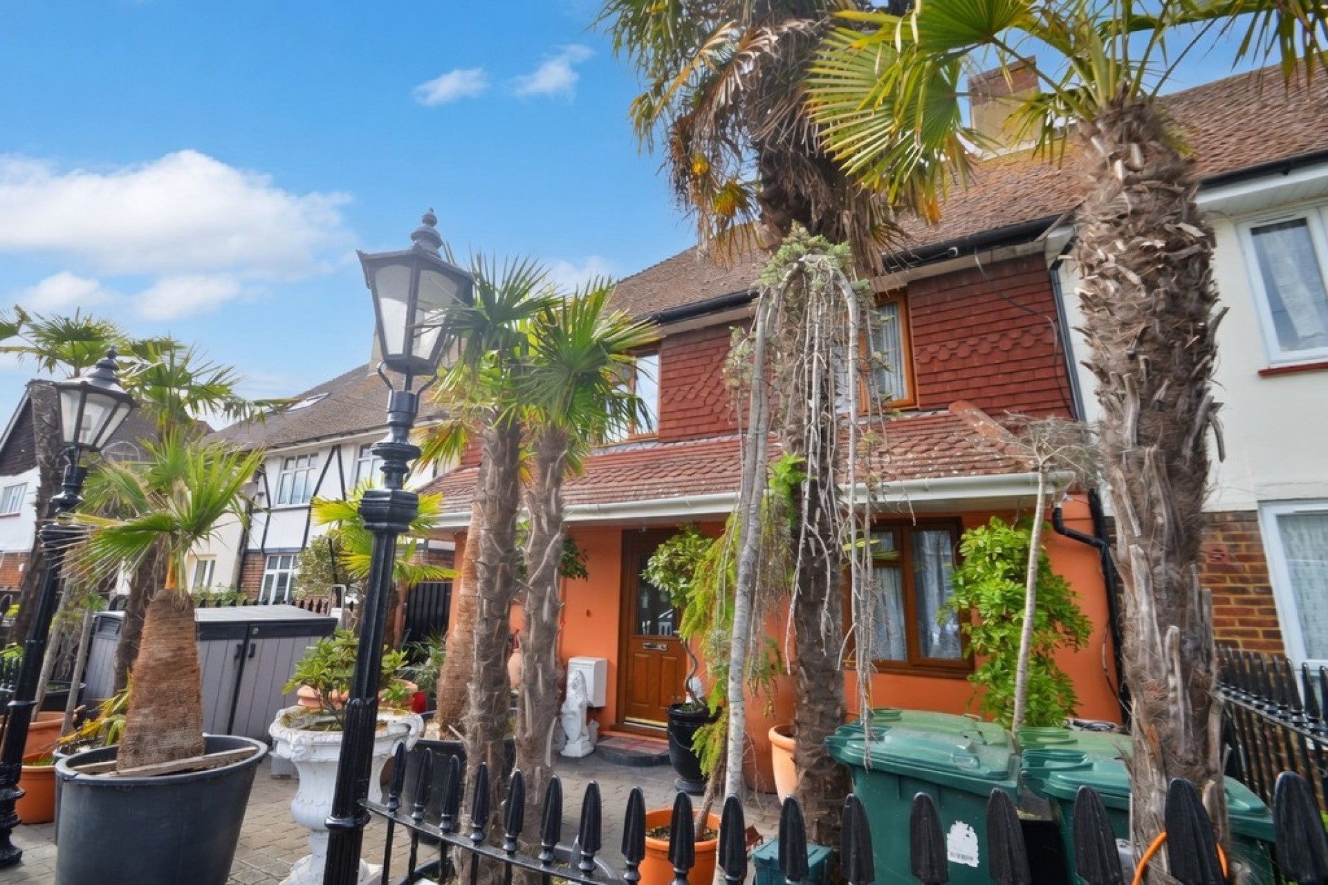 Flat Windermere Close in Borough of Spelthorne