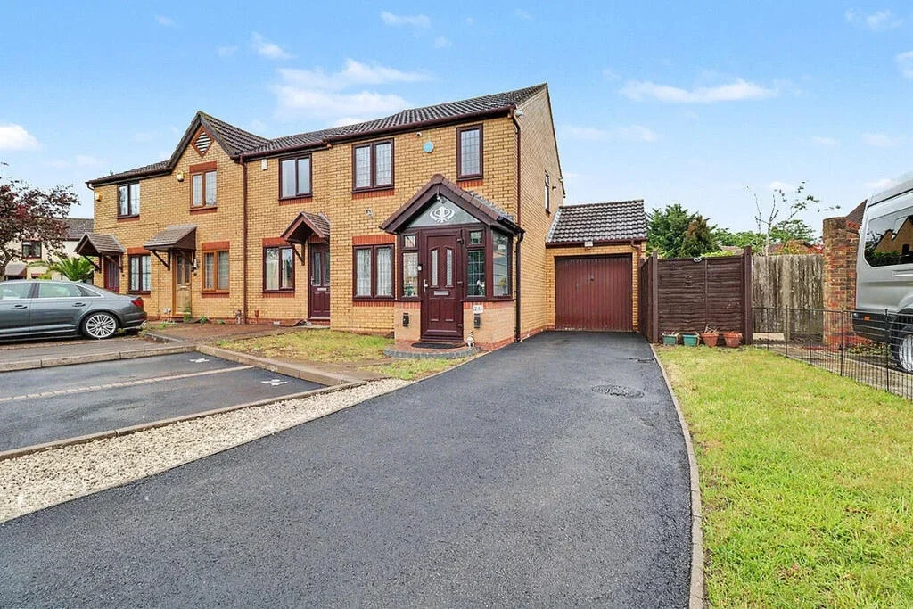House Telford Way in Greater London