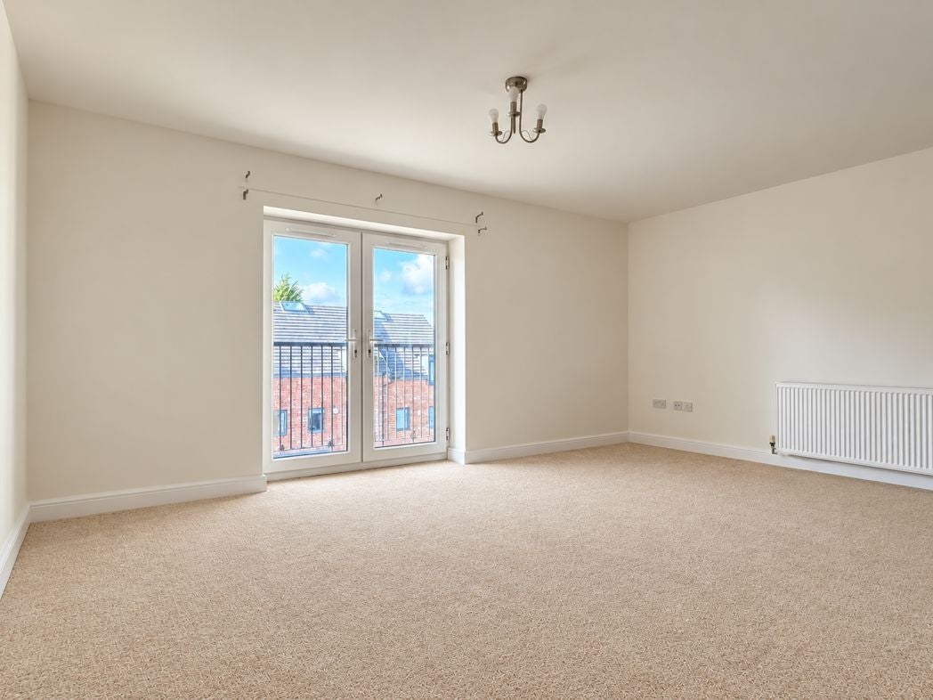 Flat Shipley Court in Gateshead