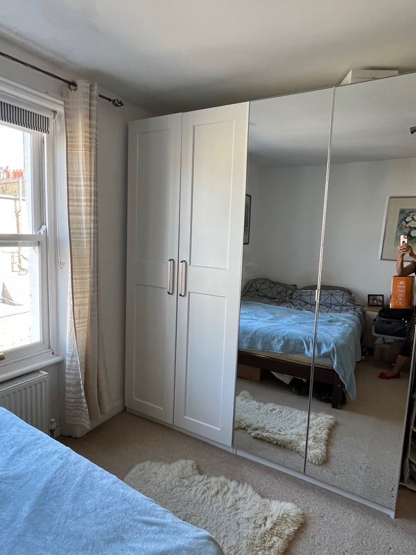 Room Charleville Road in Greater London