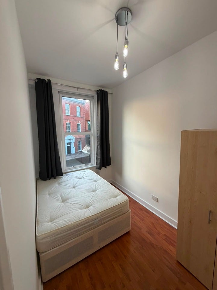 Flat Tottenham Lane in Greater London