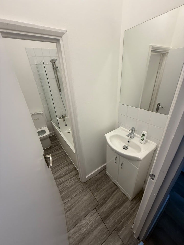 Flat Tottenham Lane in Greater London