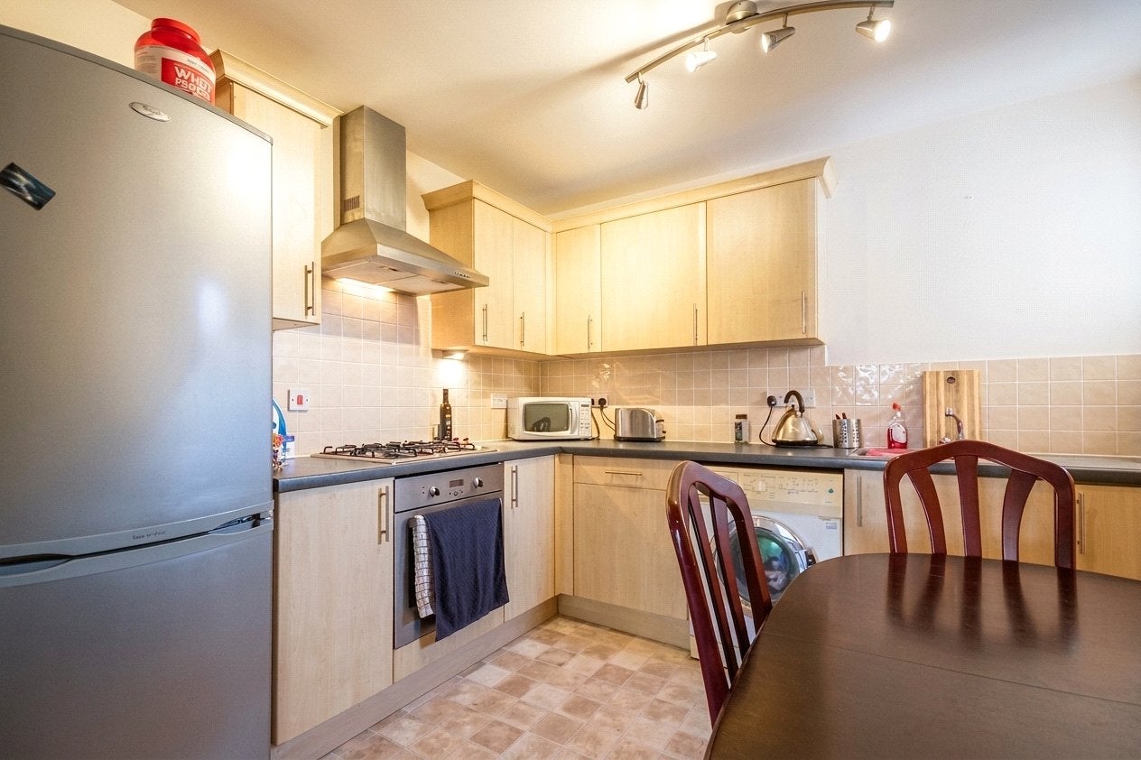 Flat Highfield Grove in Bristol