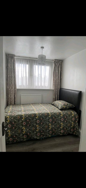 Room Ravenscroft Street in Greater London