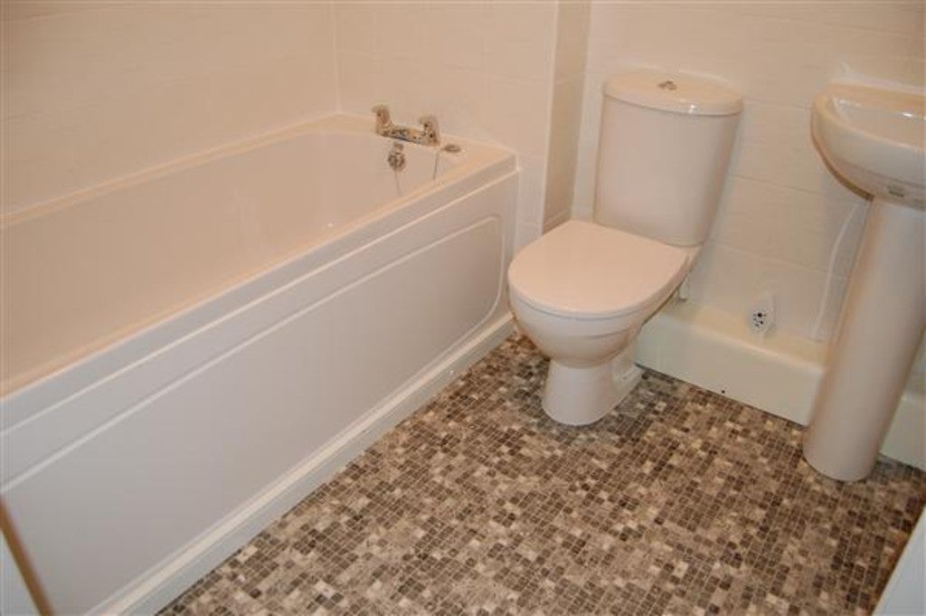 Flat Astley Brook Close in Bolton