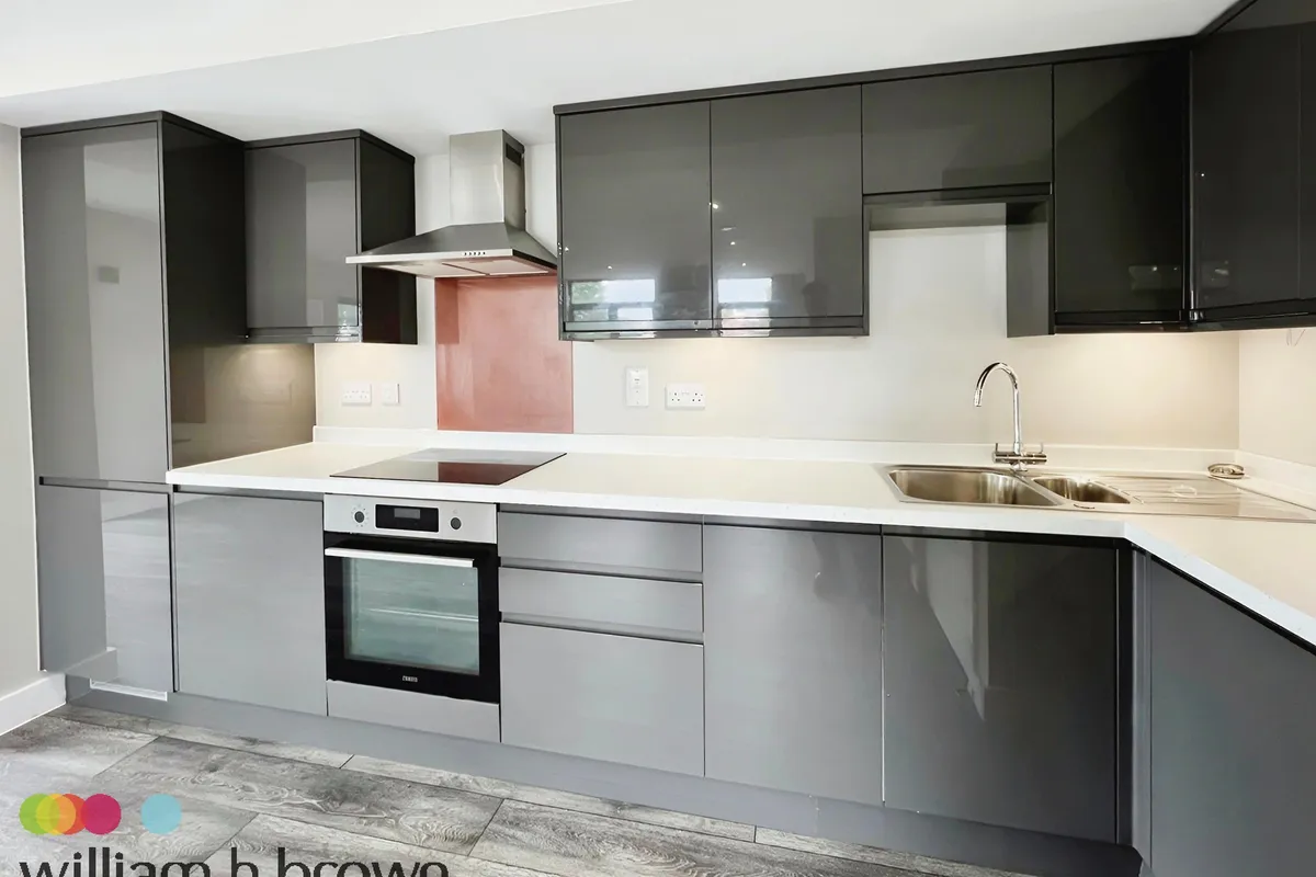 Flat Victoria Avenue in Southend-on-Sea