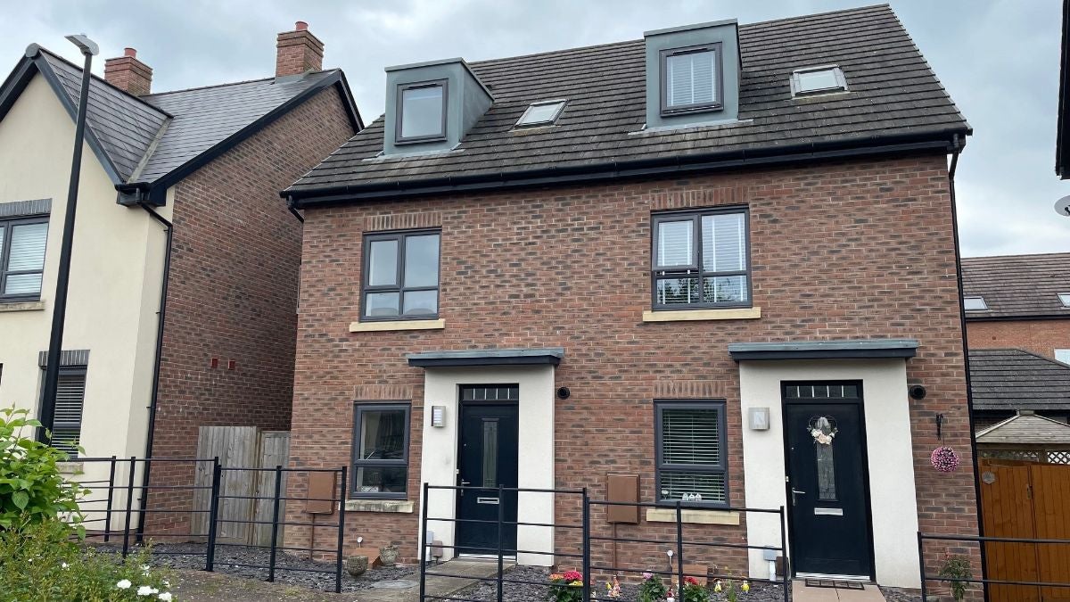 House Smithy Way in Dawley