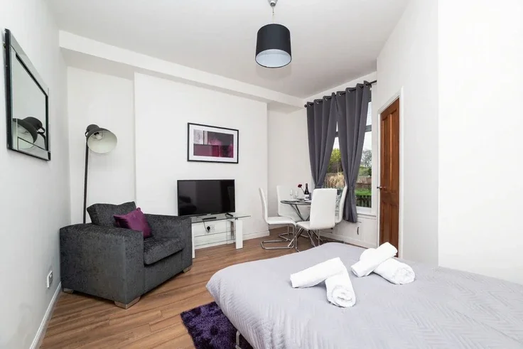 Flat Motherwell Road in Bellshill