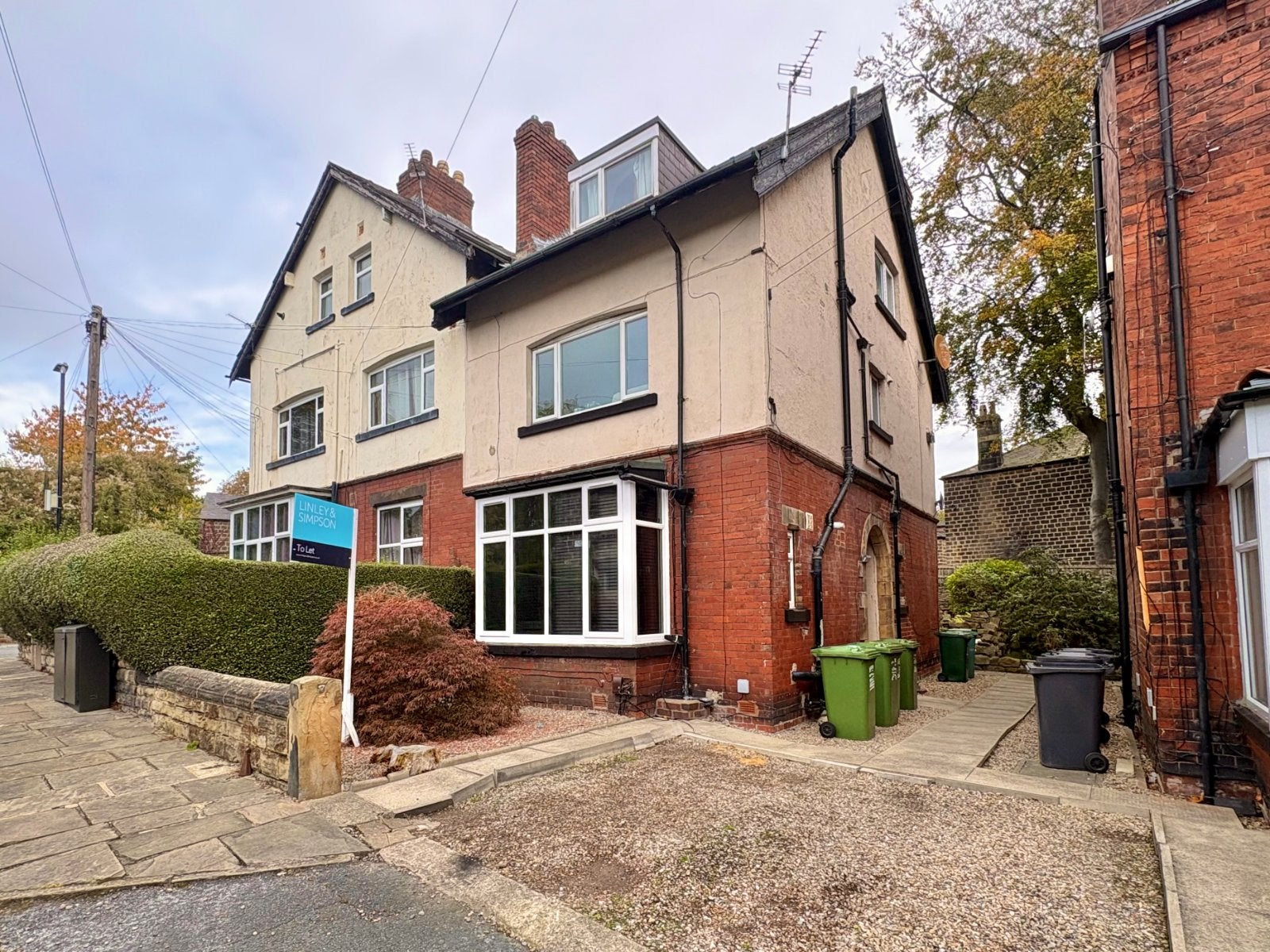 Flat Heathfield Terrace in Leeds