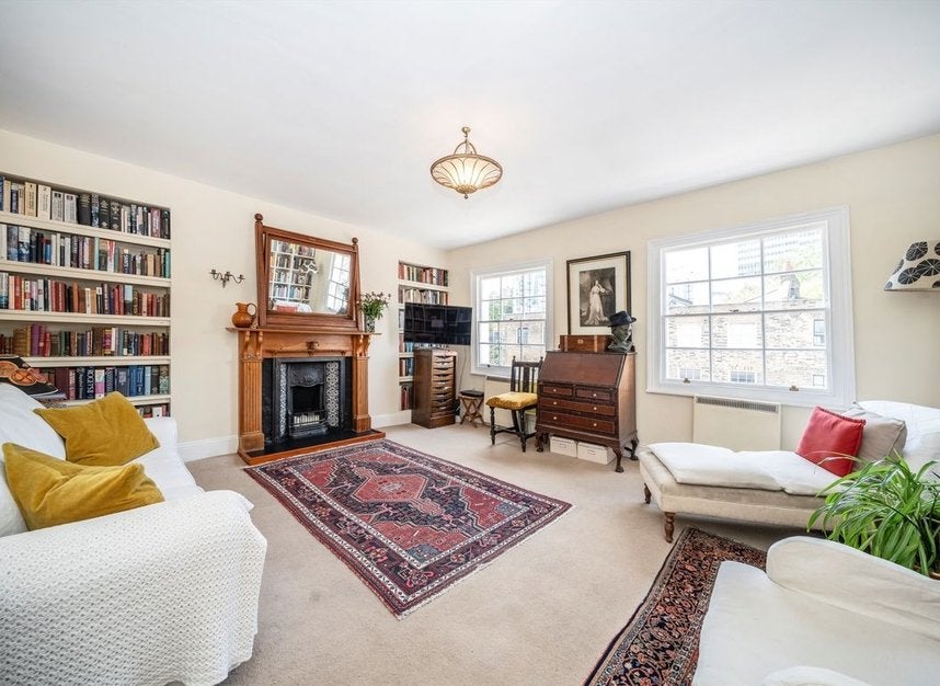 Flat North Gower Street in Greater London