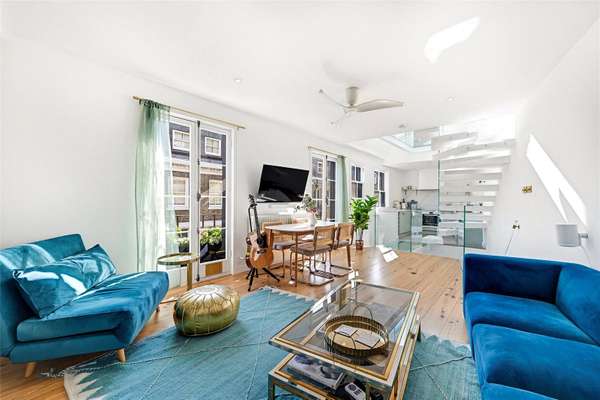 House Pindock Mews in City of Westminster