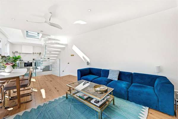House Pindock Mews in City of Westminster